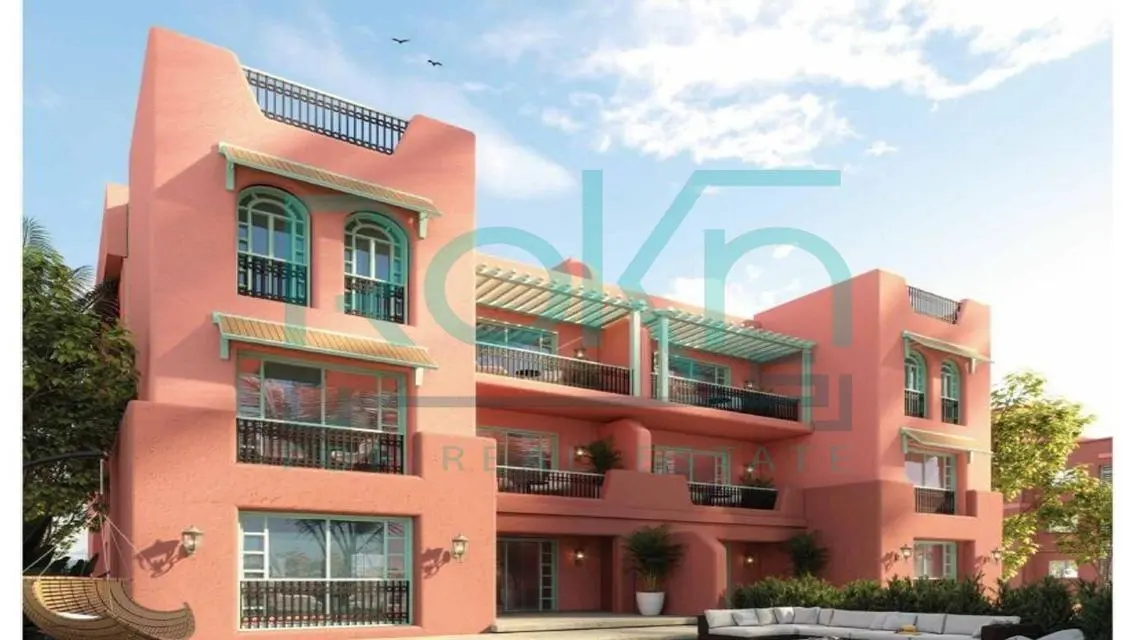 Luxurious 2-Bedroom Apartment with Pool and Private Garden