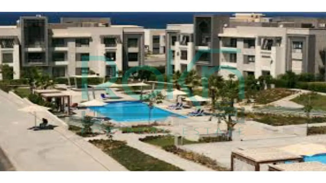 Luxurious 2-Bedroom Apartment with Pool and Private Garden