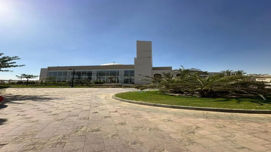 Luxury Villa with Spacious Design and Private Pool
