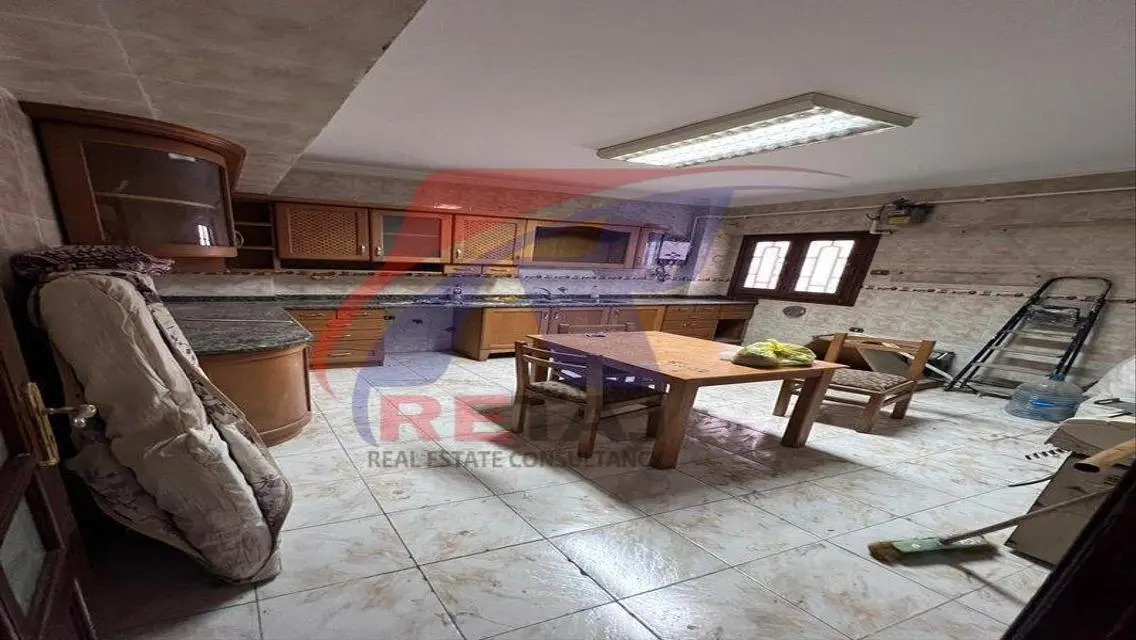 شقة فاخرة للإيجار بسعر مغري