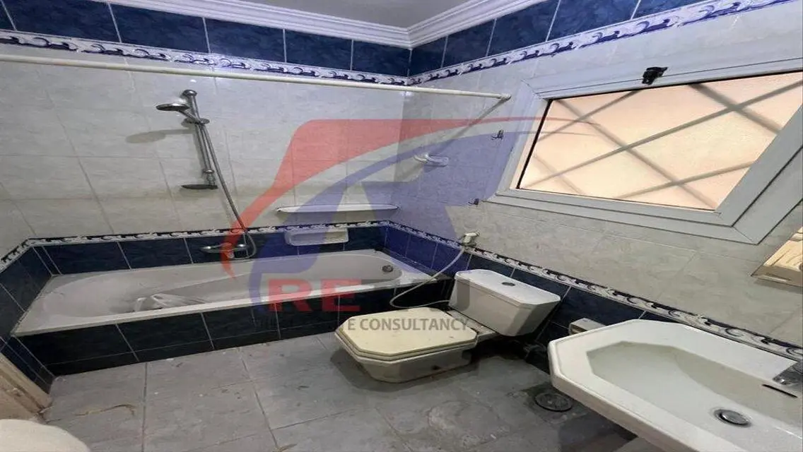 شقة فاخرة للإيجار بسعر مغري
