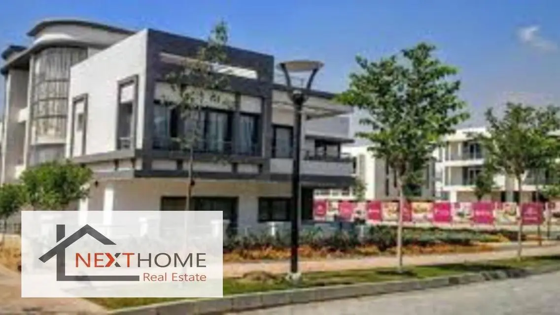 شقة فاخرة للبيع بحديقة خاصة ومسبح مشترك - Next Home