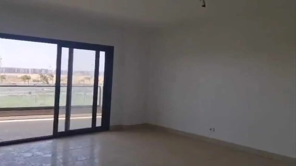 شقة فاخرة بمساحة 133 متر للبيع