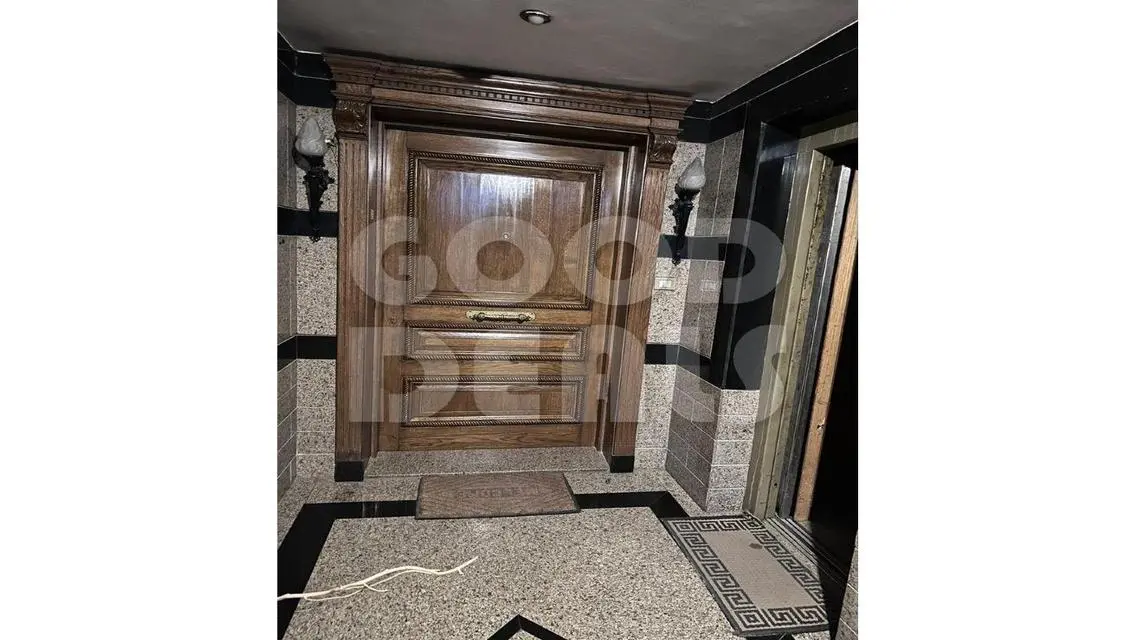 فيلا فاخرة للبيع مع مميزات رائعة