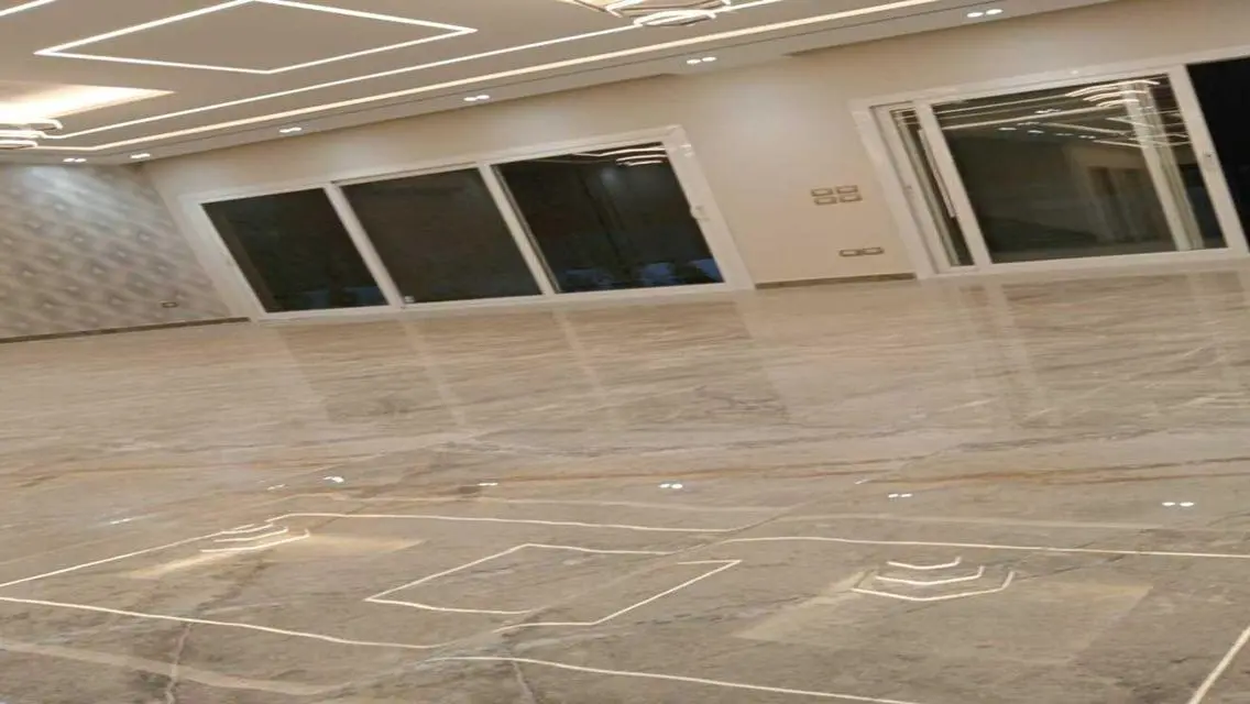 شقة مميزة للبيع في موقع استراتيجي