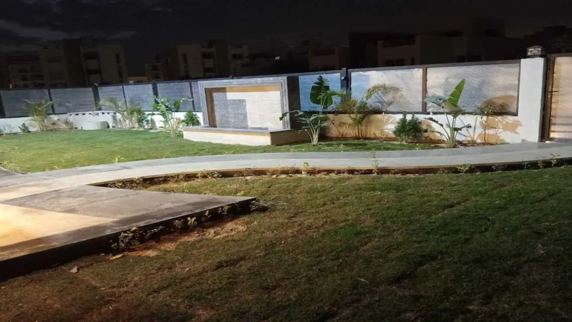 شقة مميزة للبيع في موقع استراتيجي