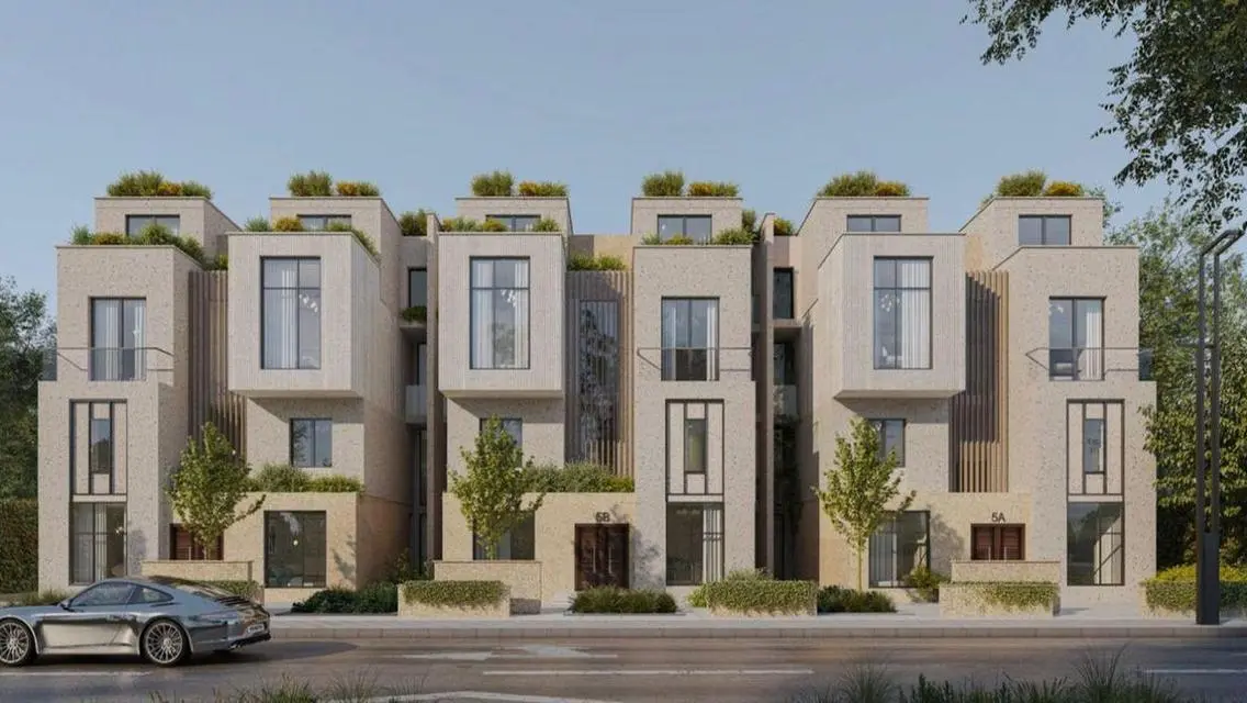 Luxury Apartment Overlooking Lakes - 2000 m²