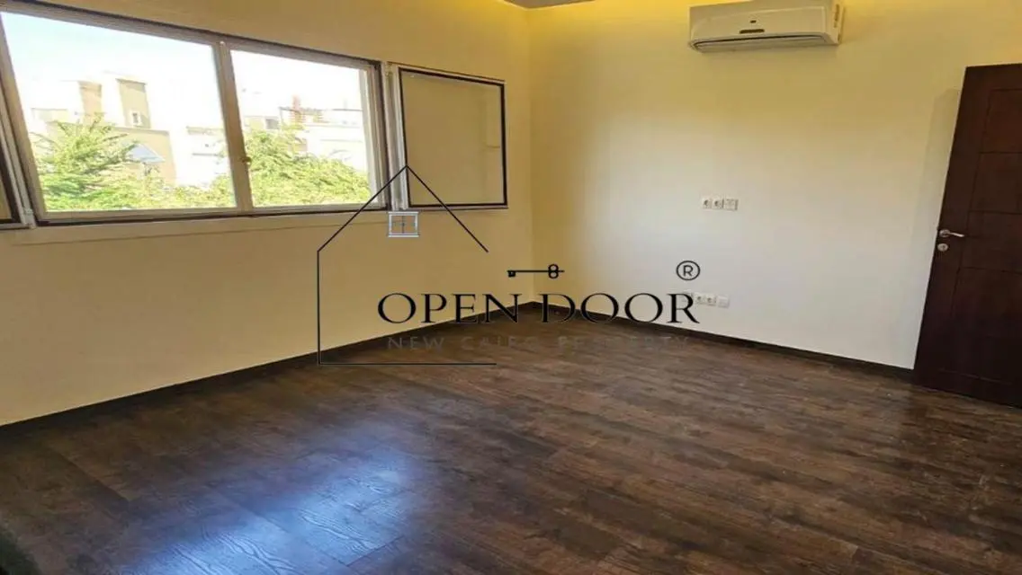 Luxury Apartment with Stunning View and Full Amenities