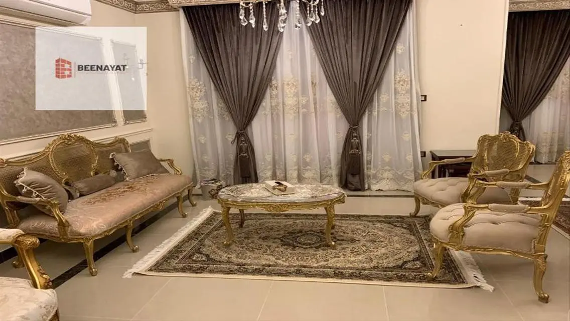 Luxurious Apartment with Study Room and Balcony in Prime Location