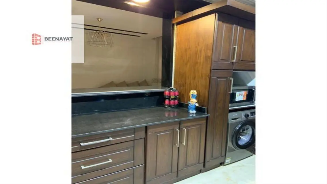 Luxurious Apartment with Study Room and Balcony in Prime Location
