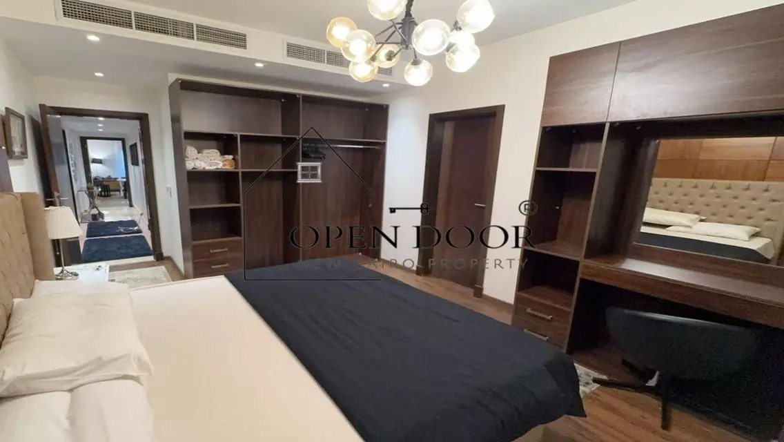 Luxury Apartment with Stunning Views in the City Center