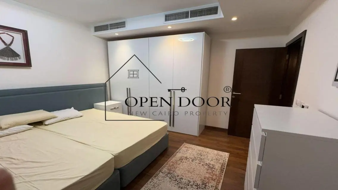 Luxury Apartment with Stunning Views in the City Center
