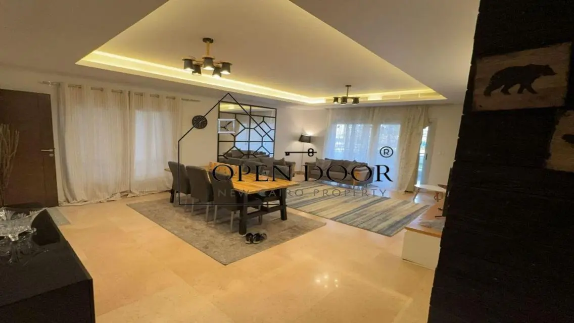 Luxury Apartment with Stunning Views in the City Center