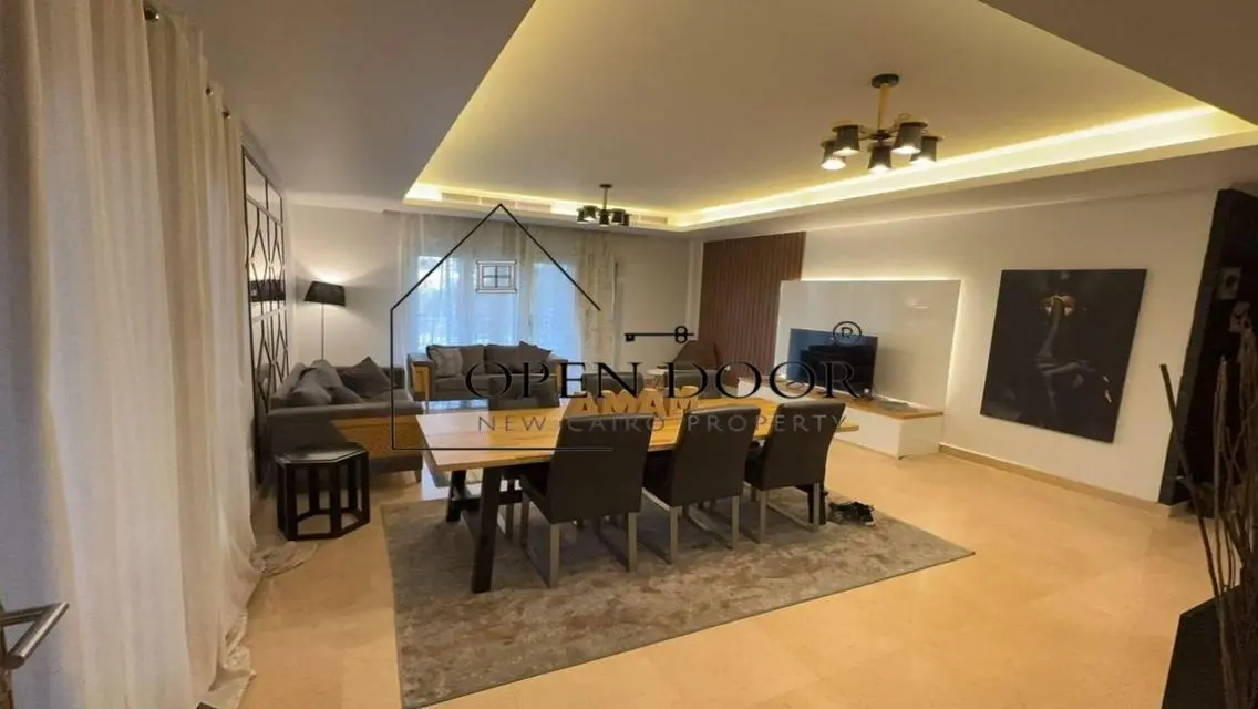 Luxury Apartment with Stunning Views in the City Center