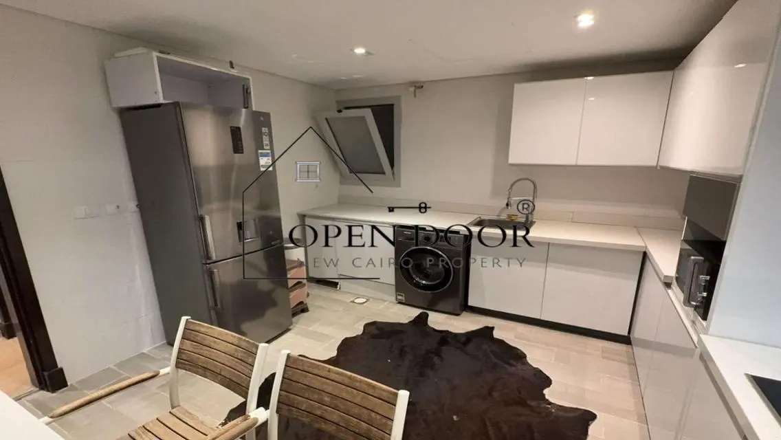 Luxury Apartment with Stunning Views in the City Center