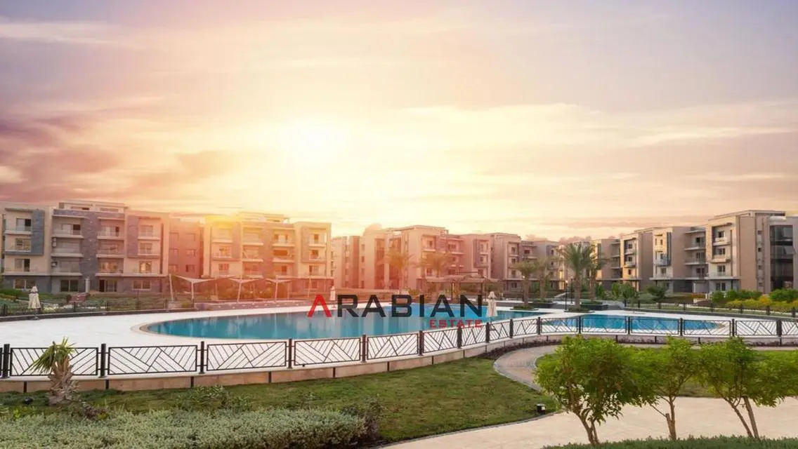 6-Bedroom Apartment for Sale in Golden Square