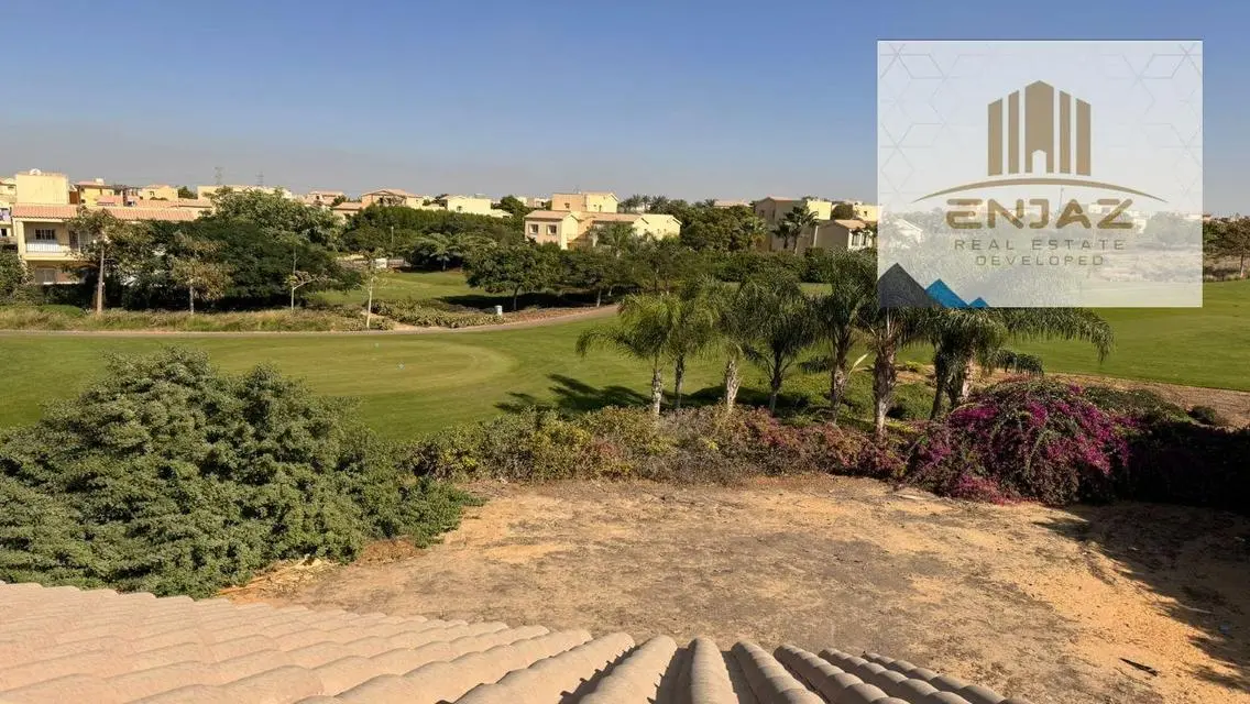 فيلا فاخرة بمساحة 1700 متر مع حديقة ومسبح مشترك