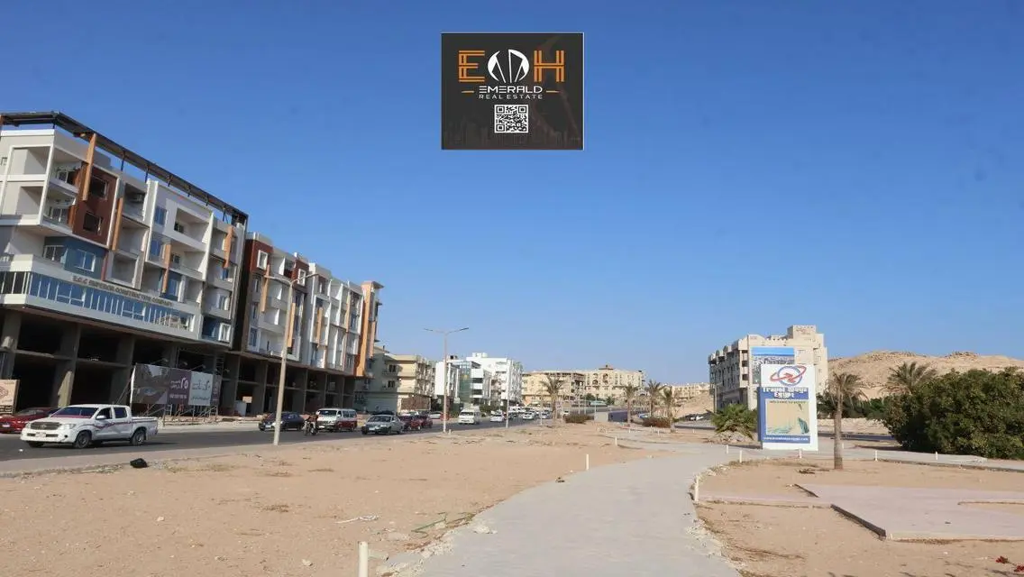 Stunning Apartment for Sale with Shared Pool and Amenities