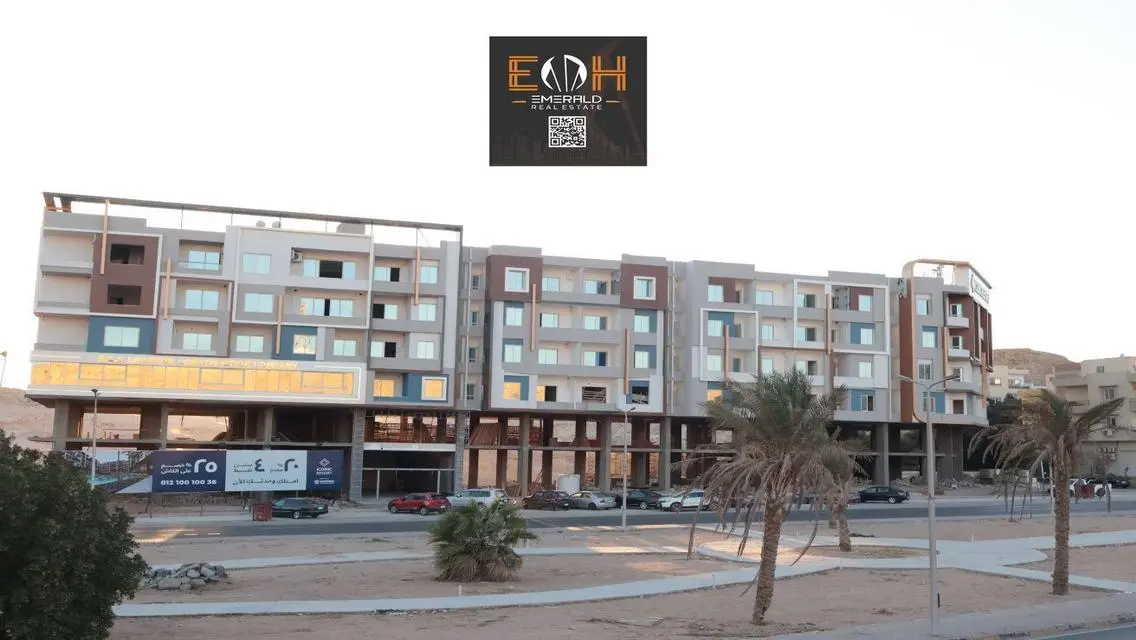 Luxury Apartment with Spacious Layout and Stunning View