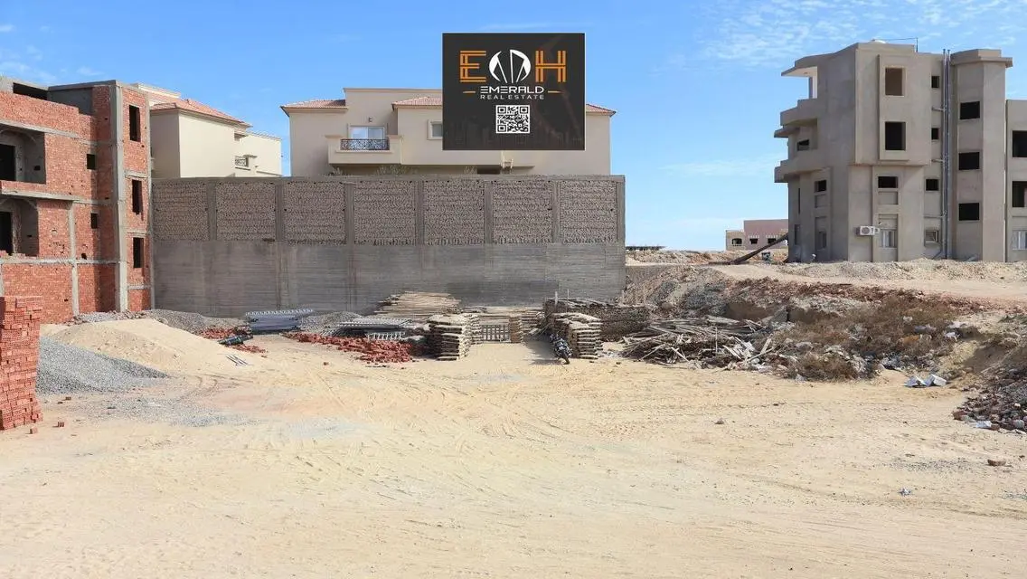 Luxury Apartment with Lake View at an Attractive Price