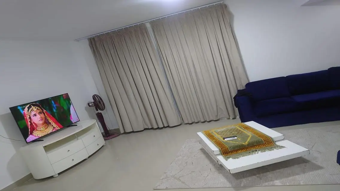شقة فاخرة للإيجار في موقع متميز