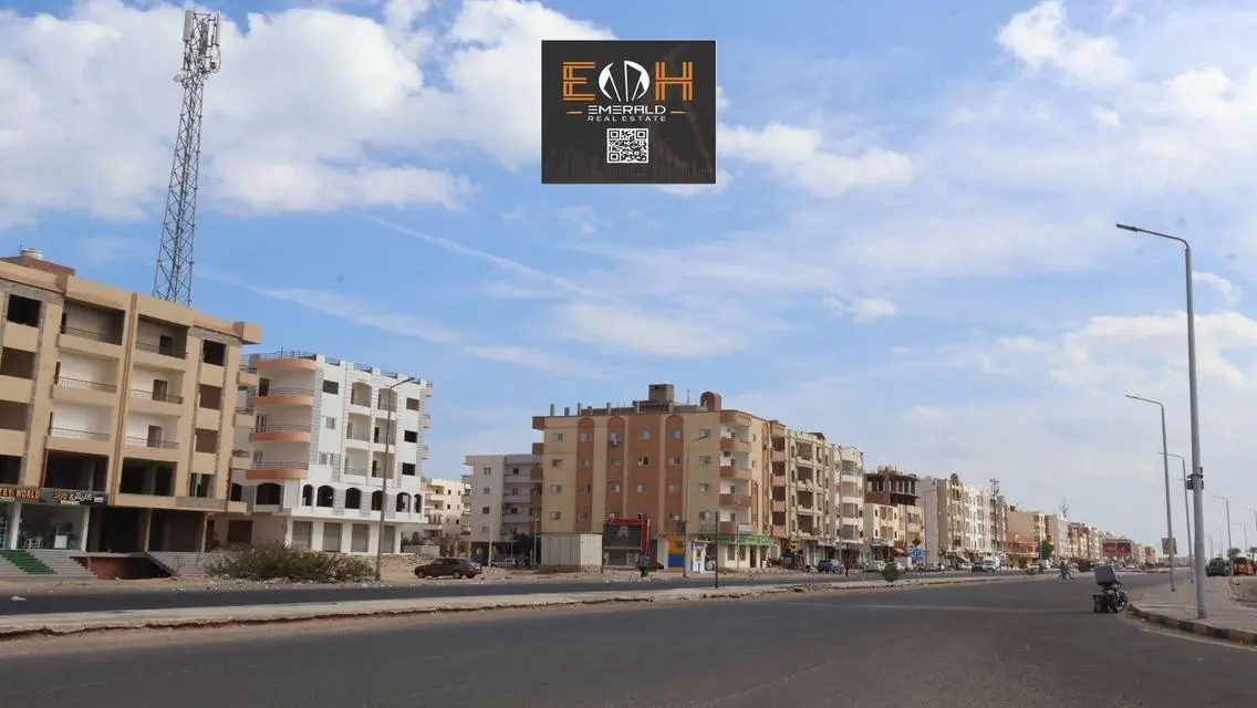 شقة فاخرة بمساحة واسعة في قلب المدينة