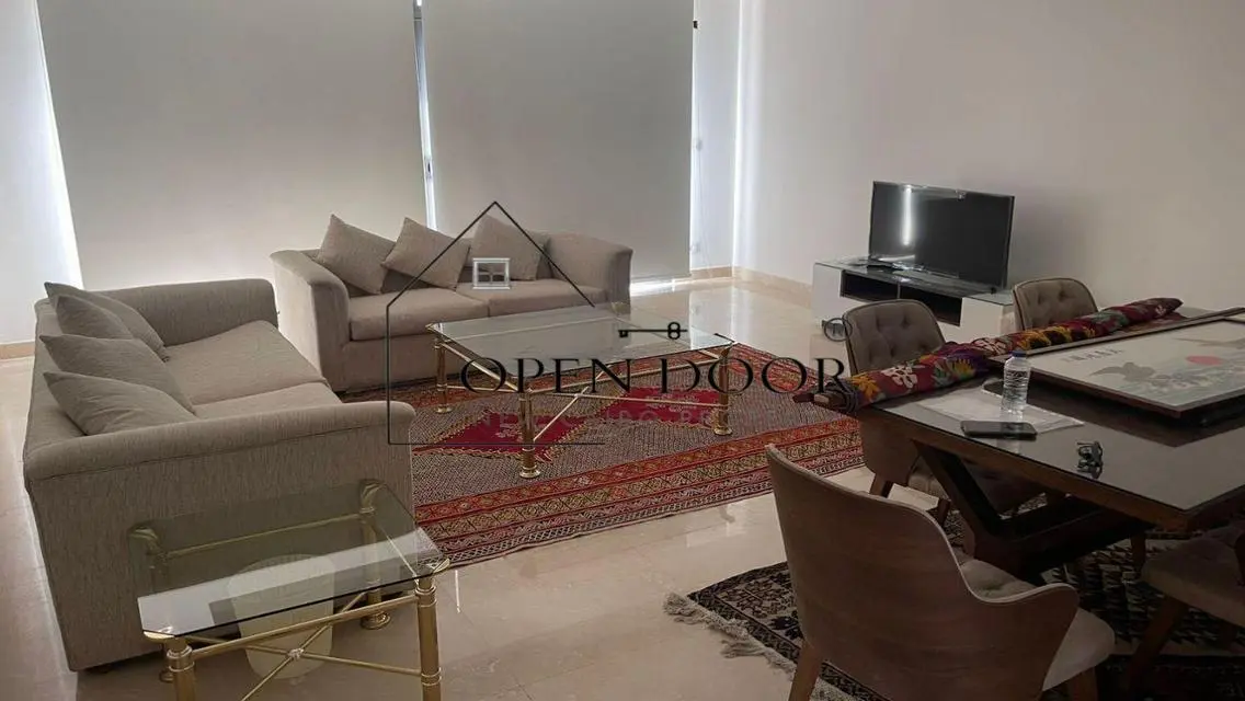 Luxurious CFC AURA Apartment