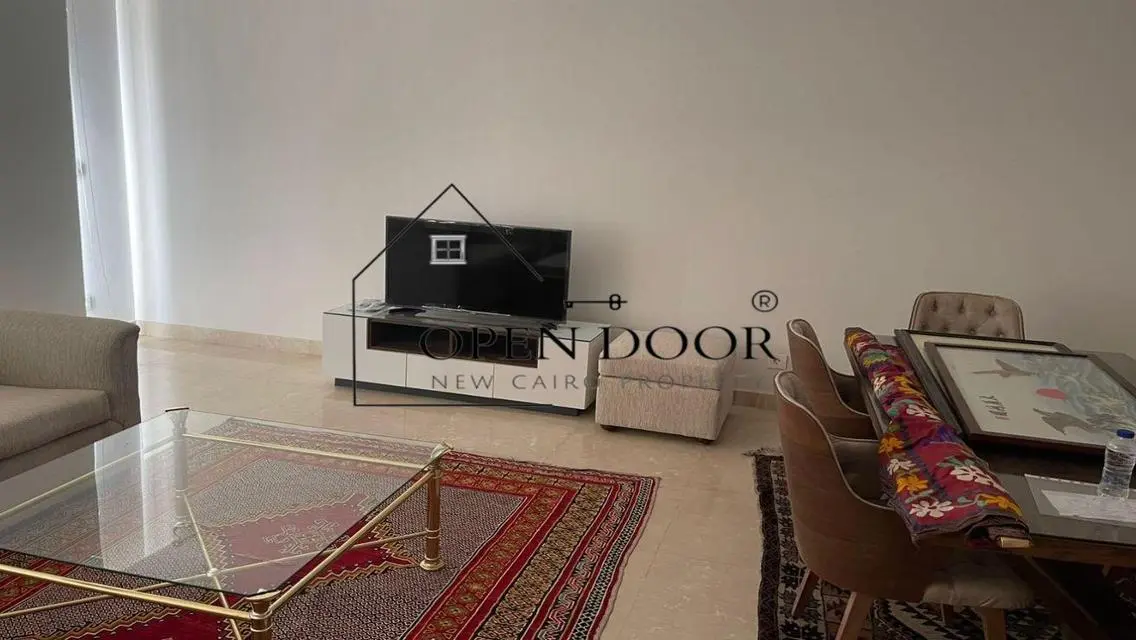 Luxurious CFC AURA Apartment