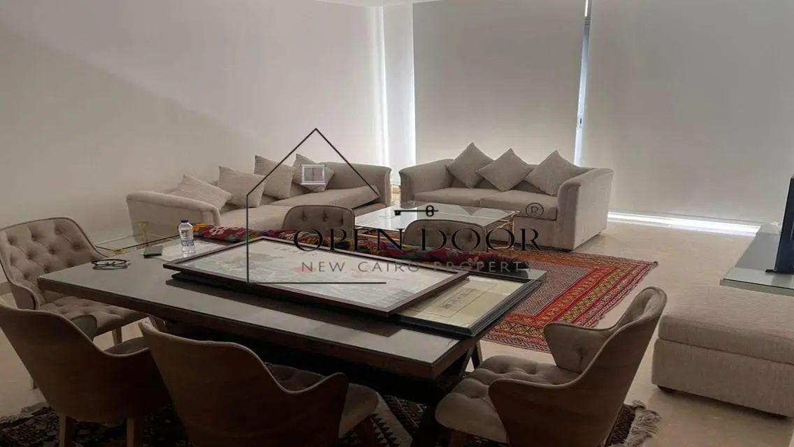 Luxurious CFC AURA Apartment