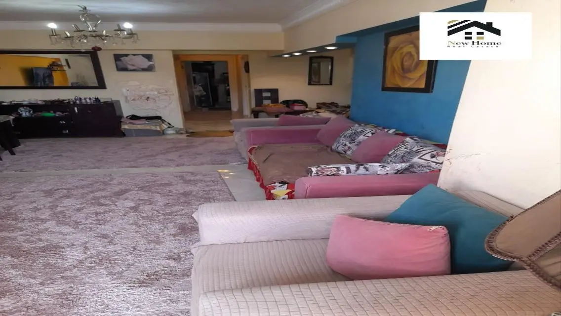 شقة فاخرة للبيع في قلب المدينة