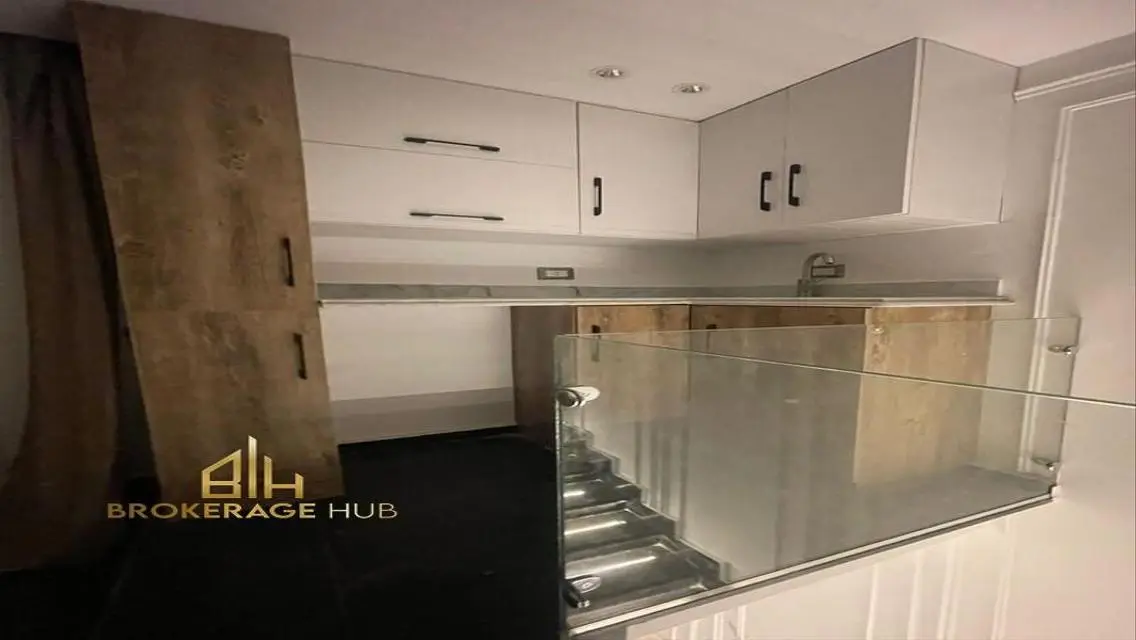 Stunning Apartment in Mountain View Hyde Park - 169 SQM