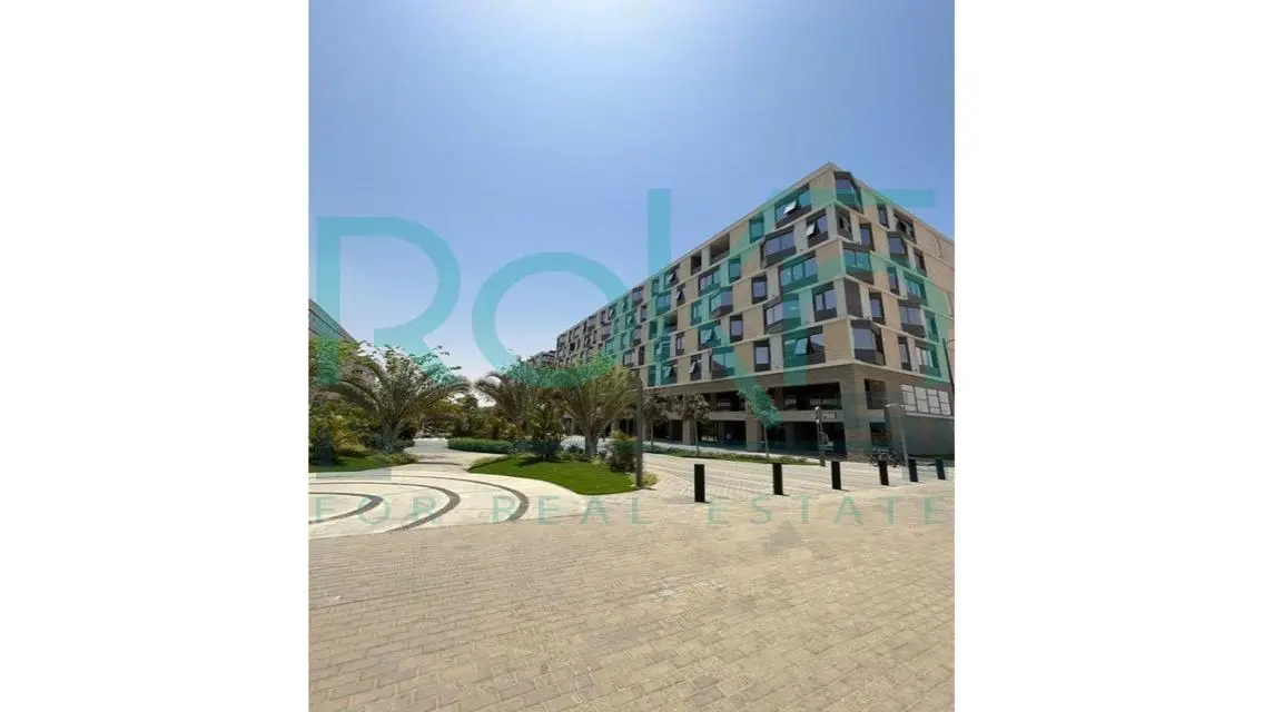 Modern Office with Excellent Amenities in Prime Location
