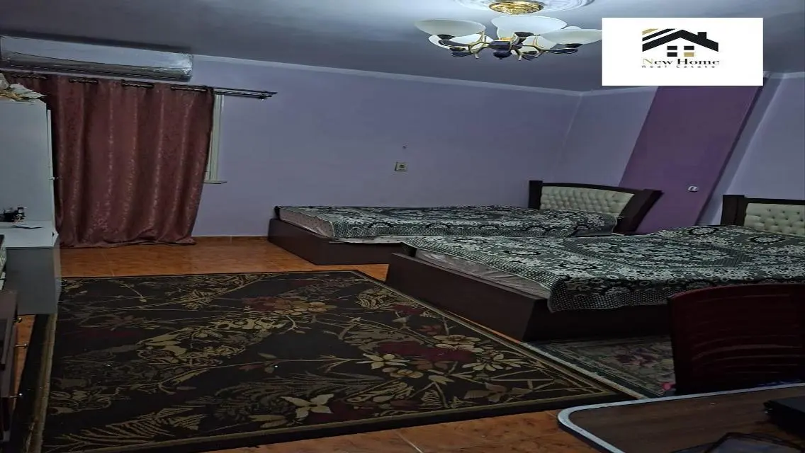 فيلا فاخرة للبيع بمساحة 180 متر