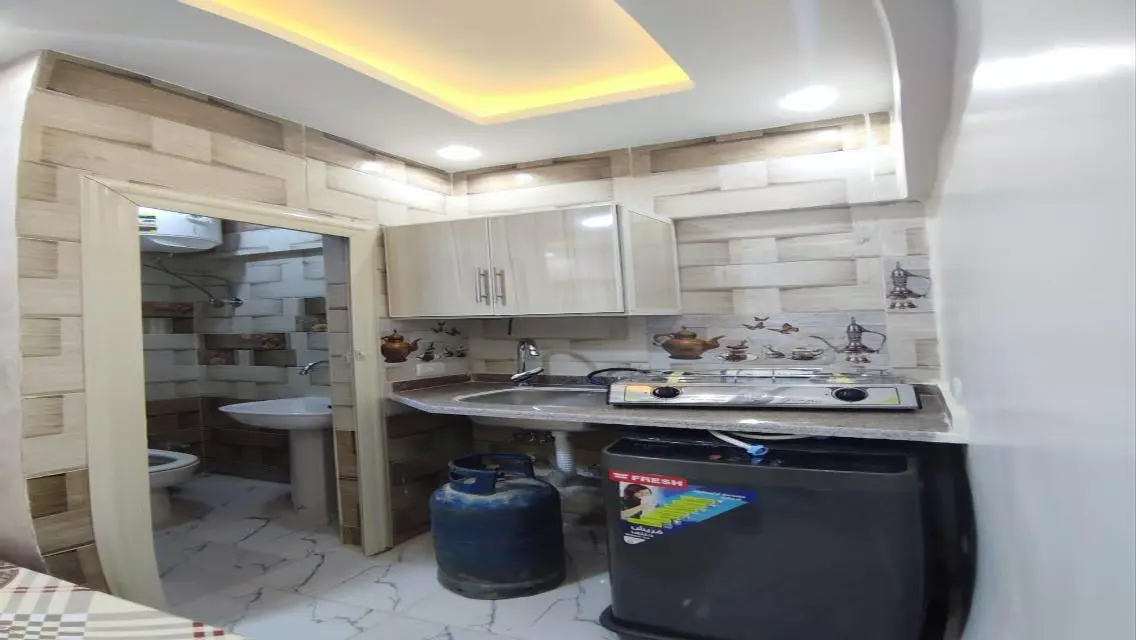Stunning 140 sqm Apartment with Amenities in Prime Location