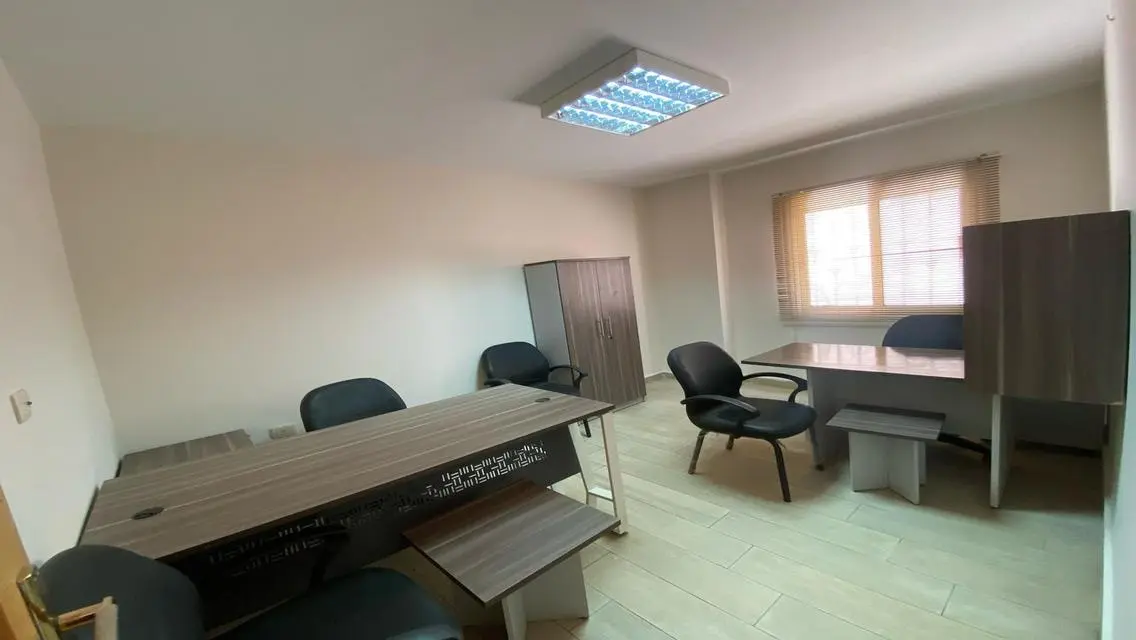 شقة رائعة بمساحة 250 متر للبيع