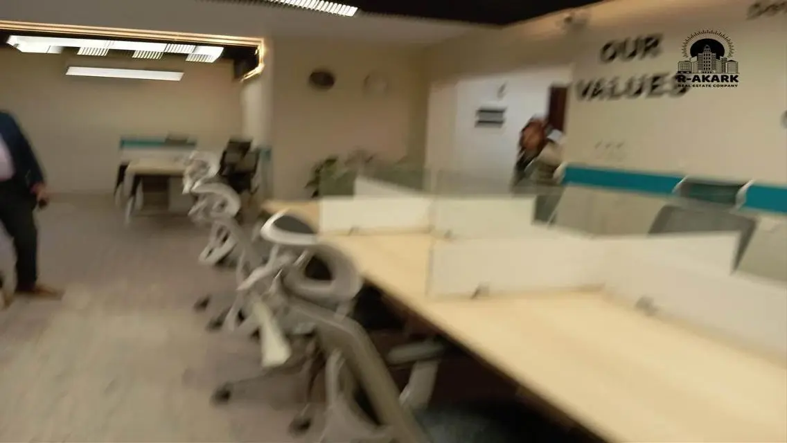 شقة فاخرة للبيع بمساحة رائعة