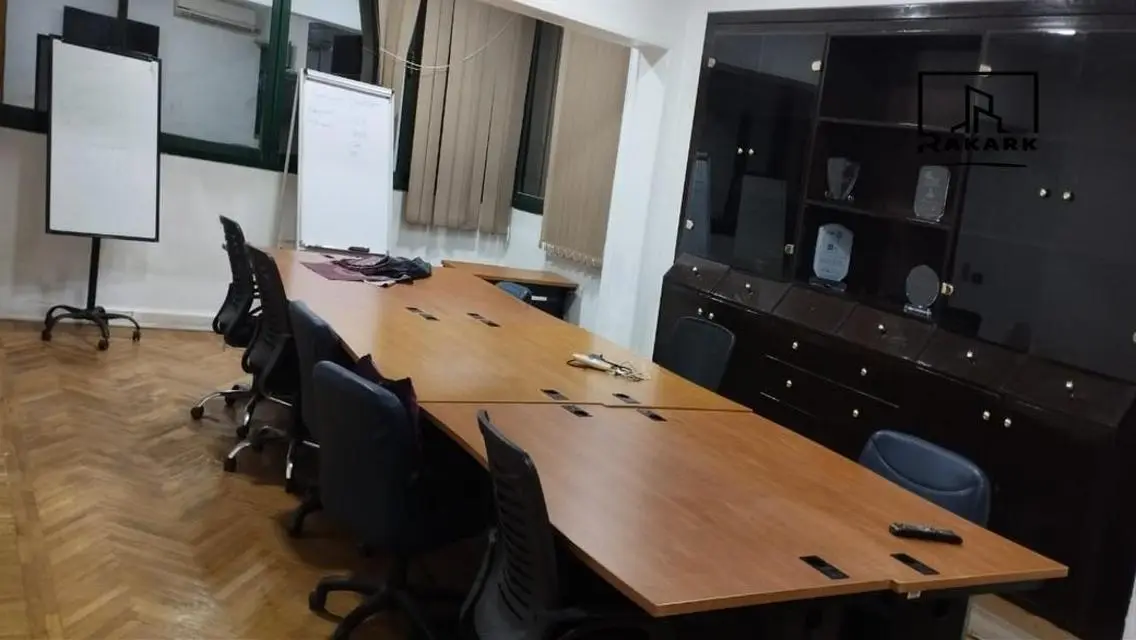 عقار فاخر بمساحة 600 متر