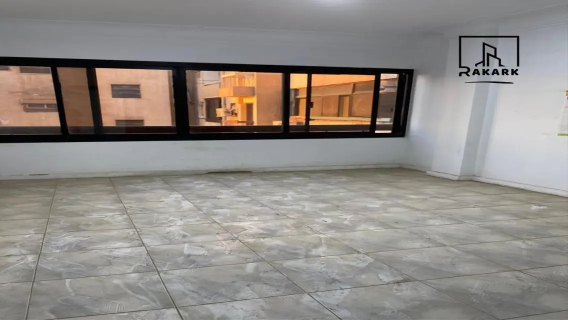شقة فاخرة للإيجار بمساحة 120 متر