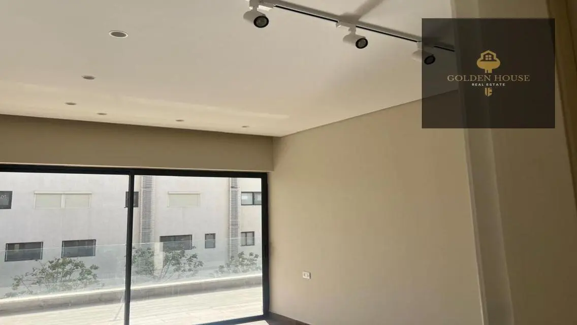 Luxury Apartment for Sale with Exceptional Features