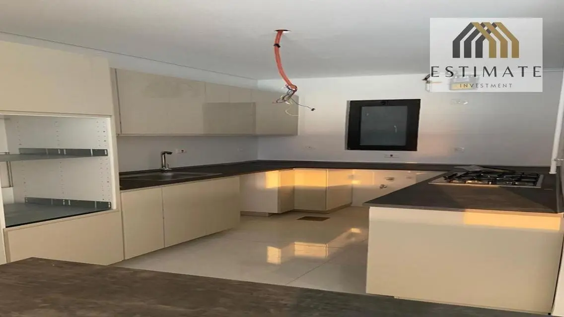 Luxury Apartment of 230 Square Meters