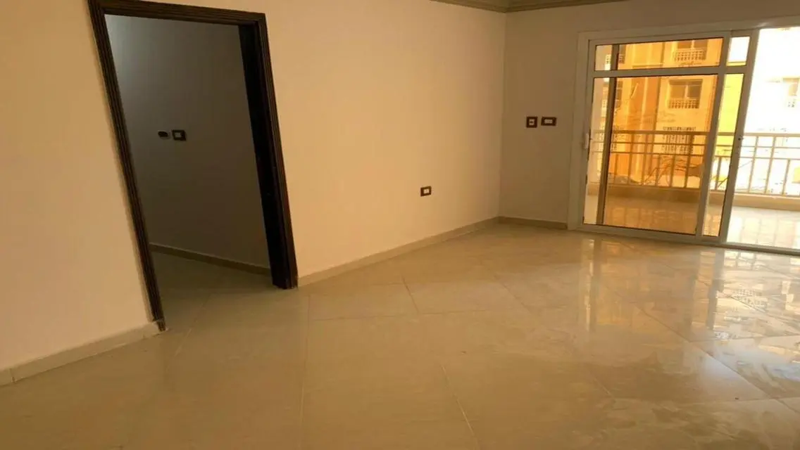 شقة فاخرة للإيجار مع إطلالة مميزة بسعر مغري