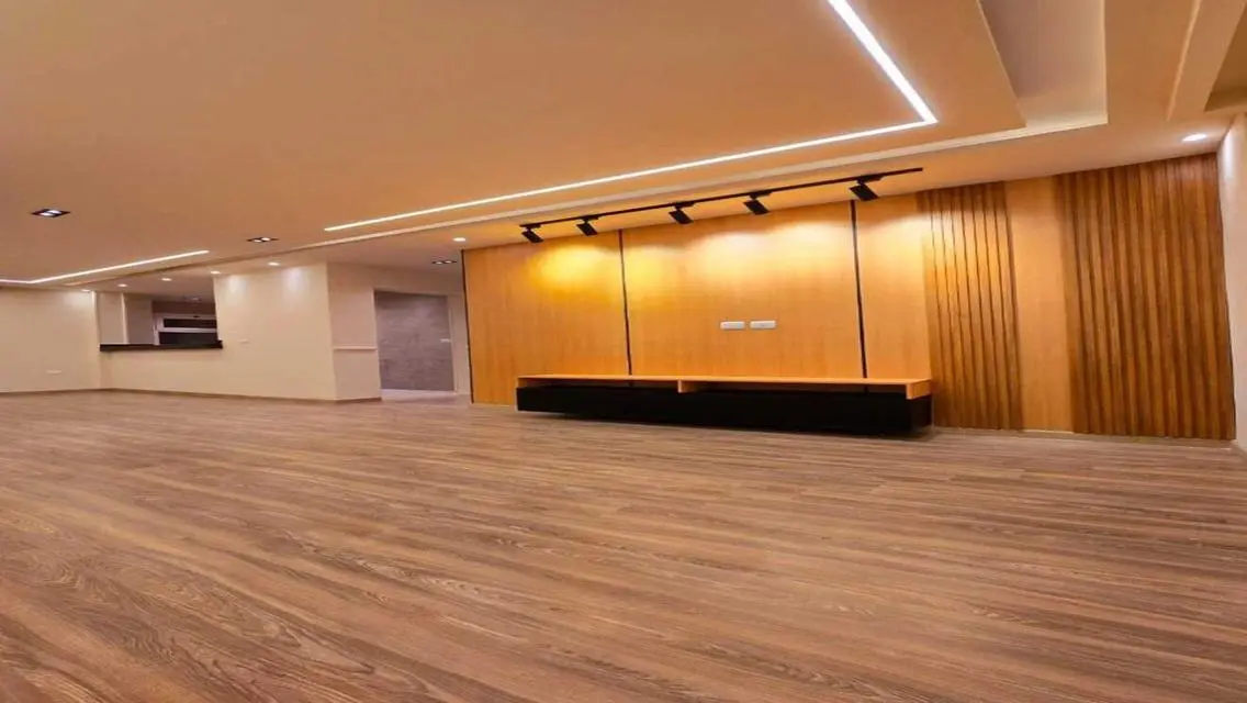 شقة فاخرة تطل على معلم رئيسي