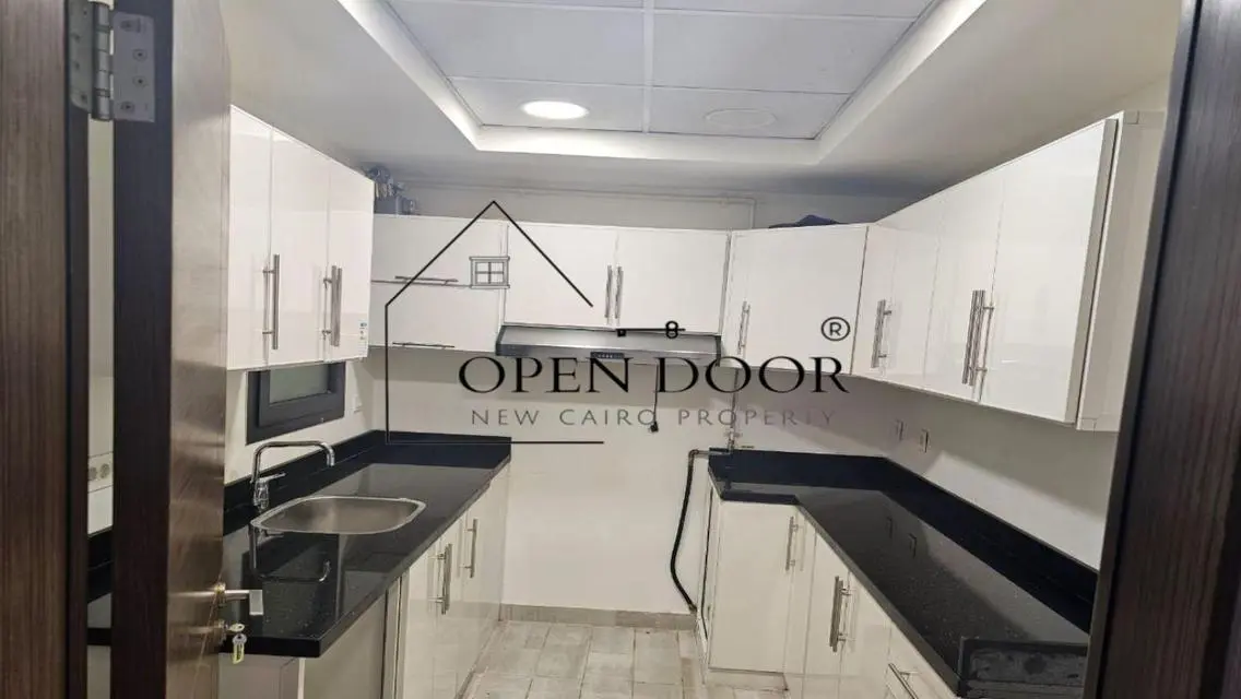 Luxurious Apartment in a Premier Residential Community