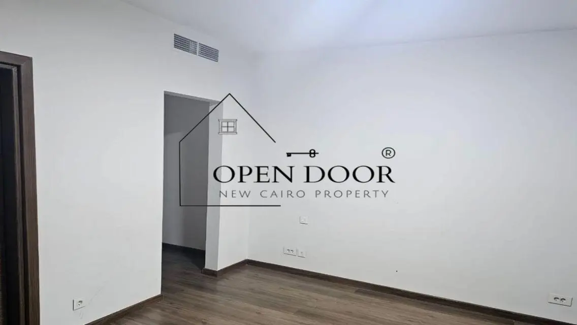 Luxurious Apartment in a Premier Residential Community