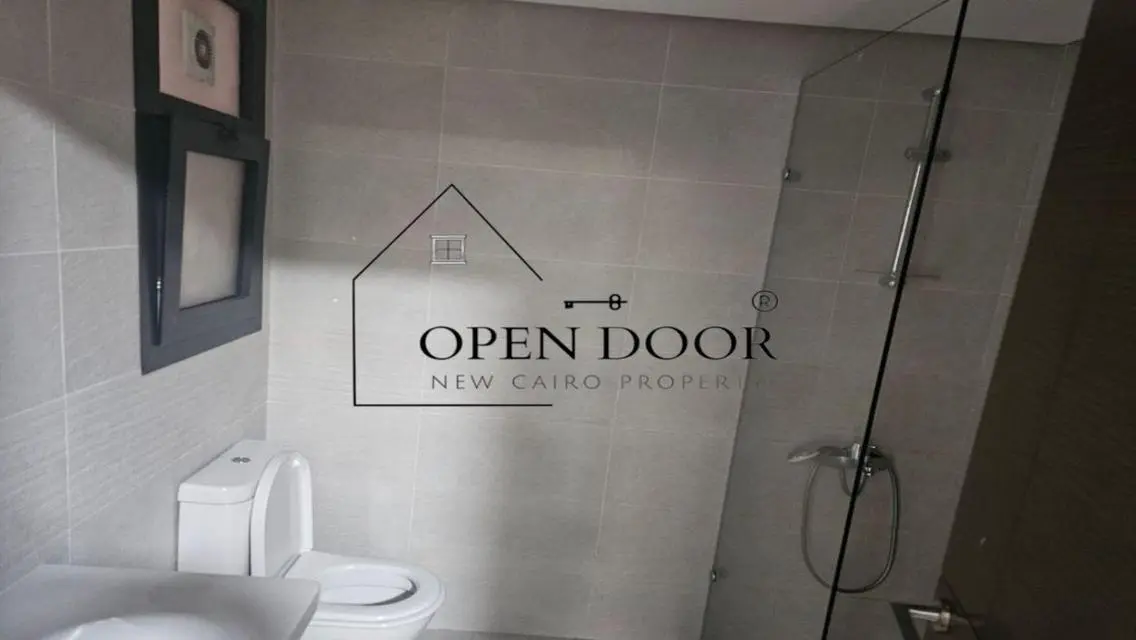 Luxurious Apartment in a Premier Residential Community