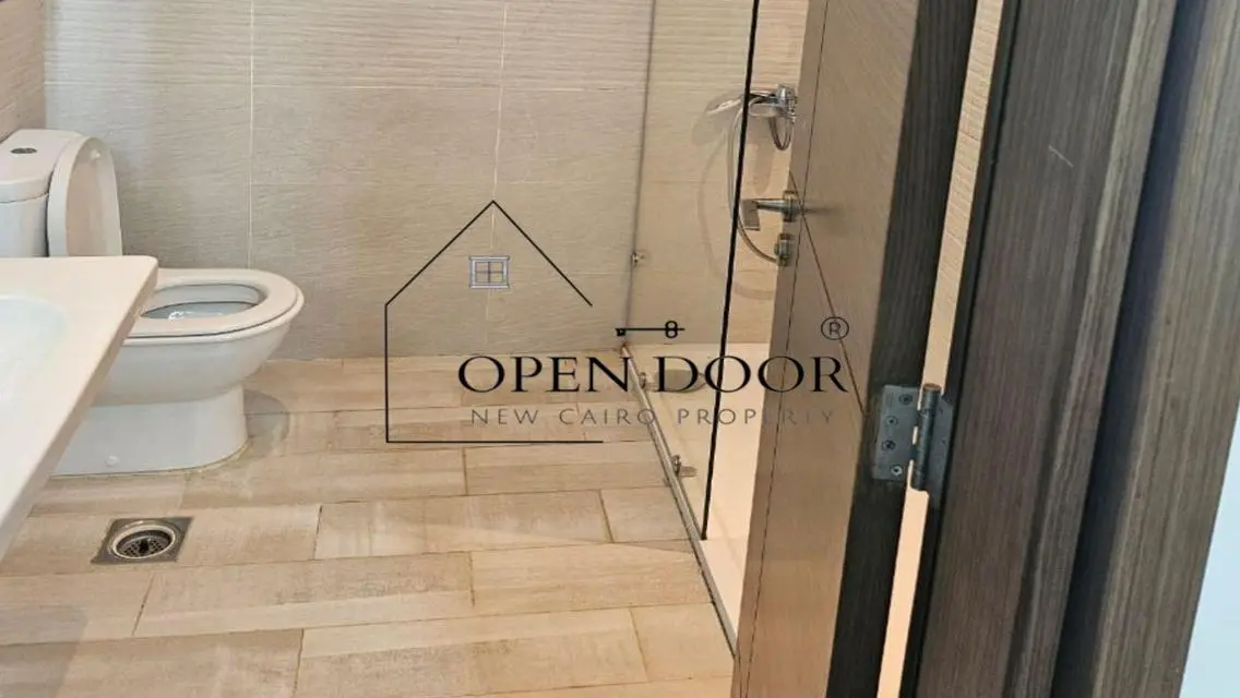 Luxurious Apartment in a Premier Residential Community