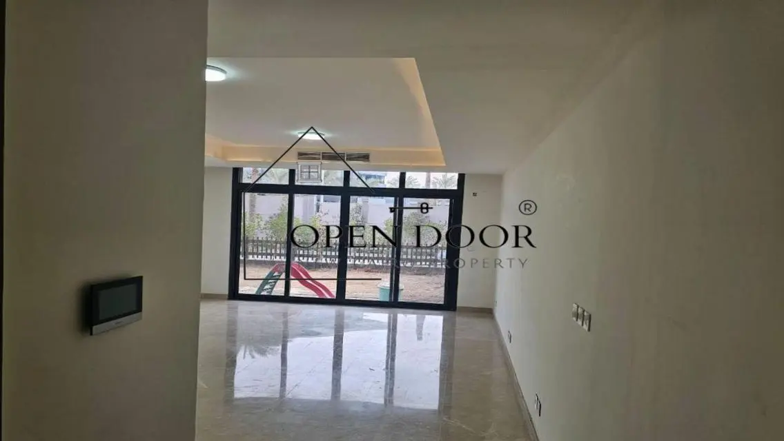 Luxurious Apartment in a Premier Residential Community