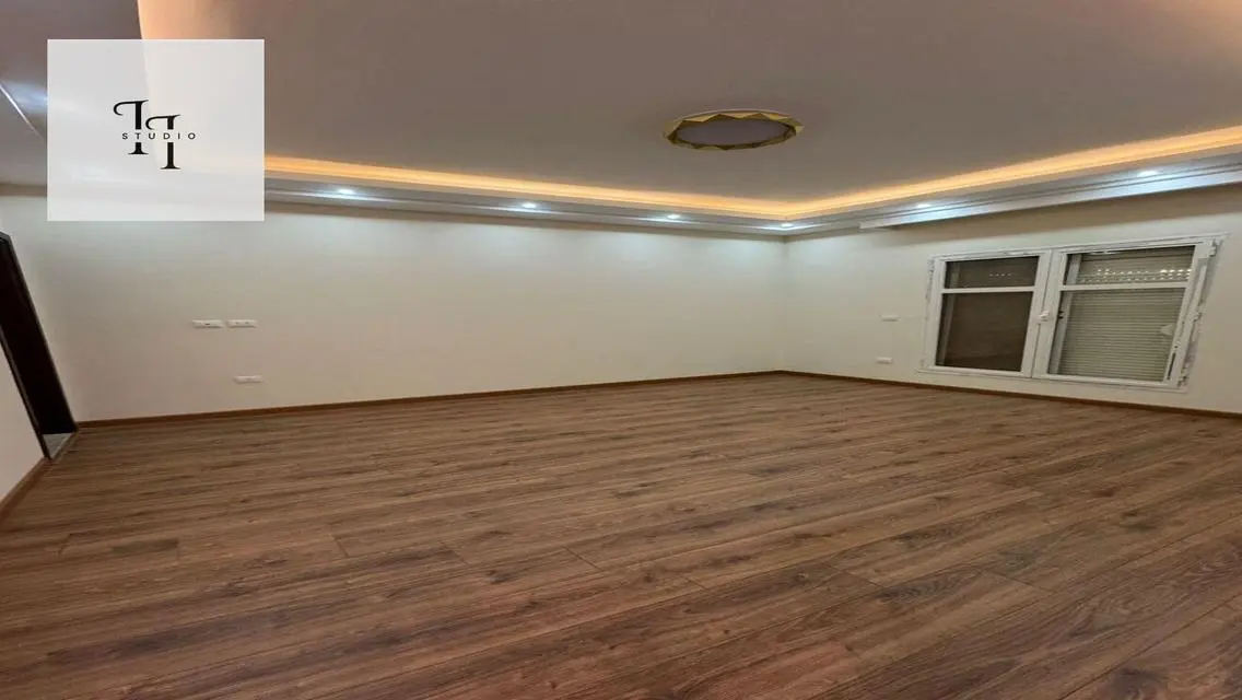 Modern Apartment with Scenic View and Great Amenities