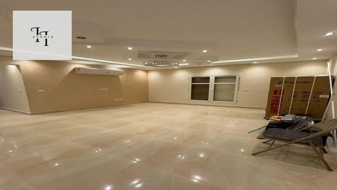 Modern Apartment with Scenic View and Great Amenities