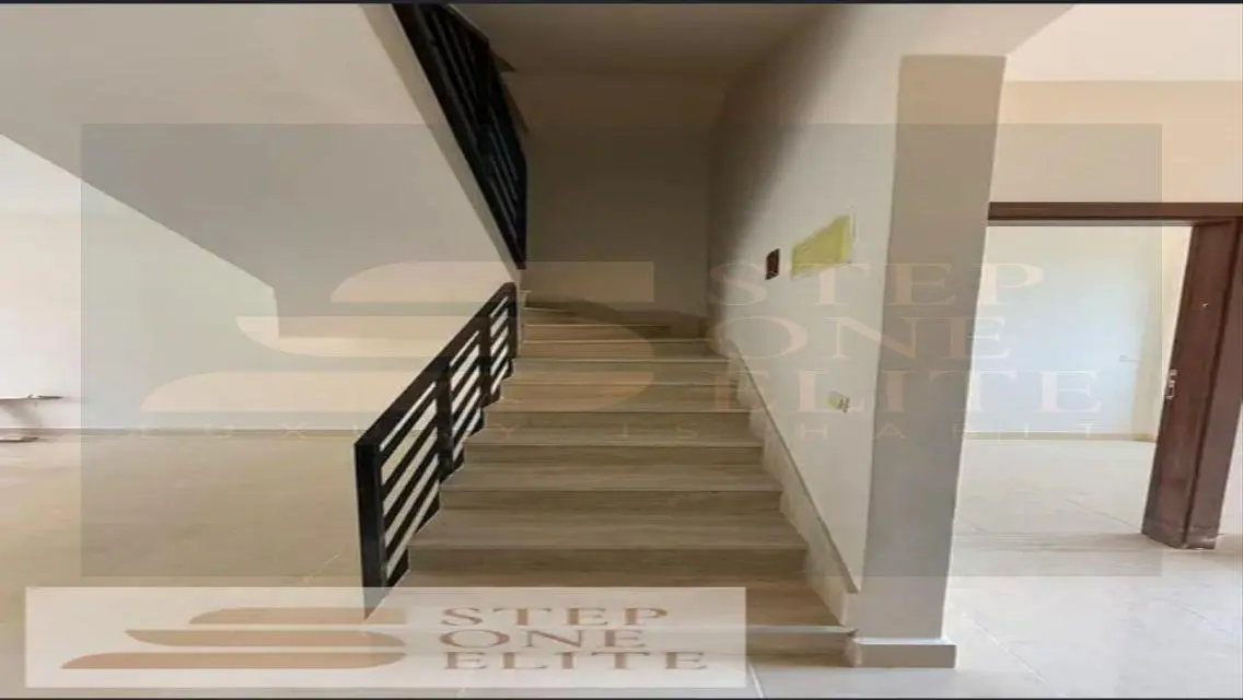 Luxurious Villa for Sale with Spacious Layout